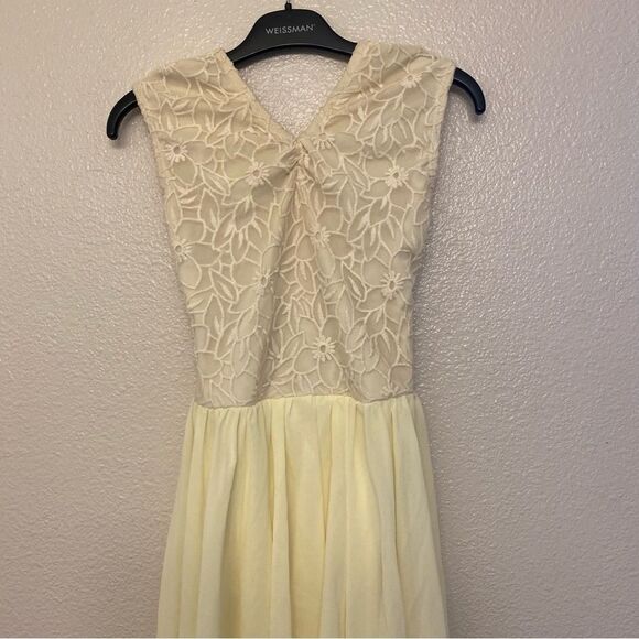 WEISSMAN Dance ivory white lace Costume Heaven's Door
9400 LC-large child - Picture 2 of 11